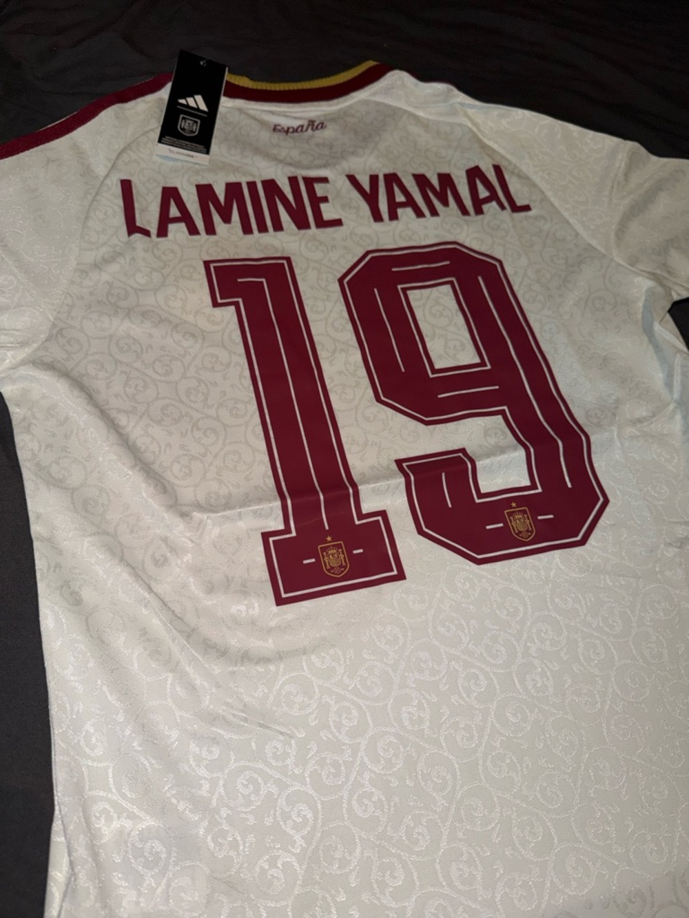Spain Away 2026 World Cup #19 LAMINE YAMAL Slim Fit - Picture 6 of 7